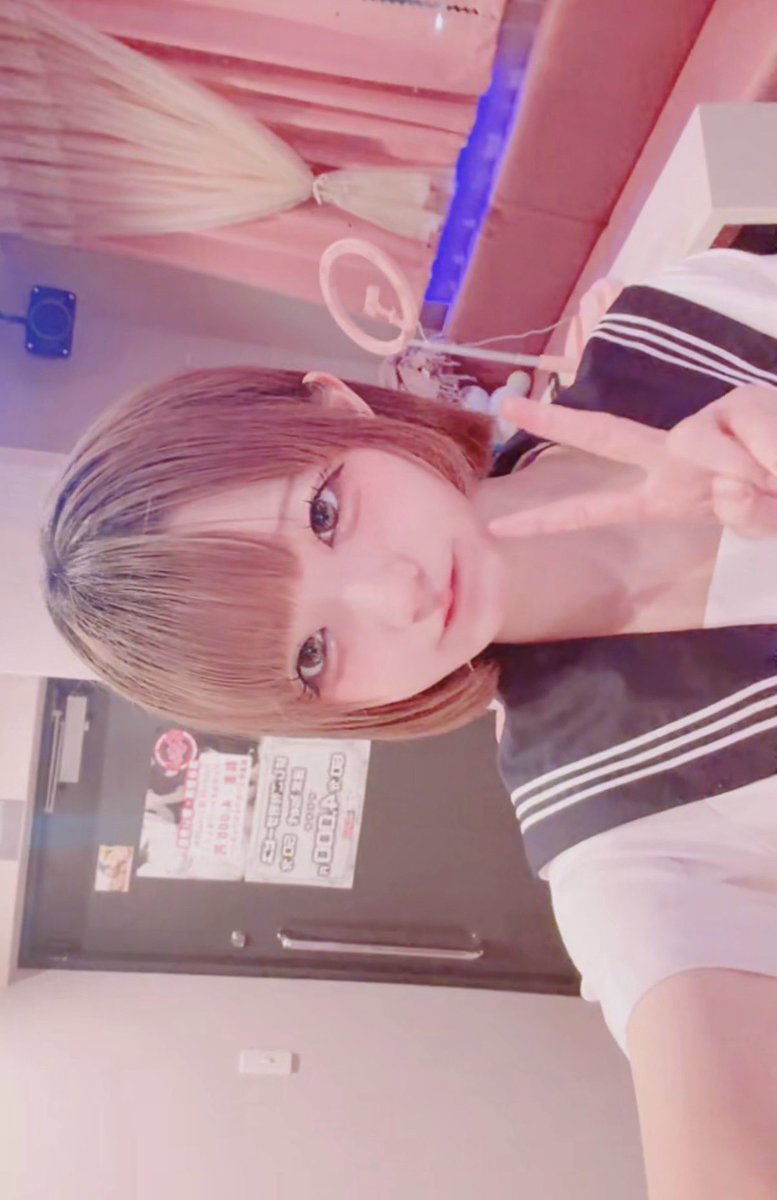 あい tweet media