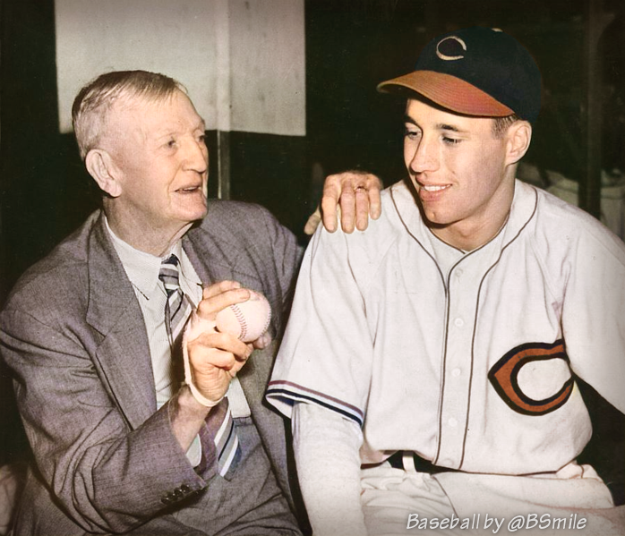 BSmile's tweet image. Cy Young imparts some wisdom to young Bob Feller! #MLB #Legends
