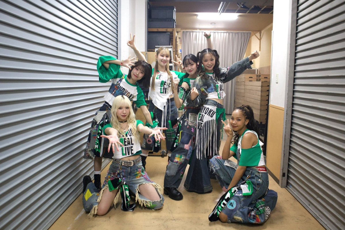 MAYU tweet media