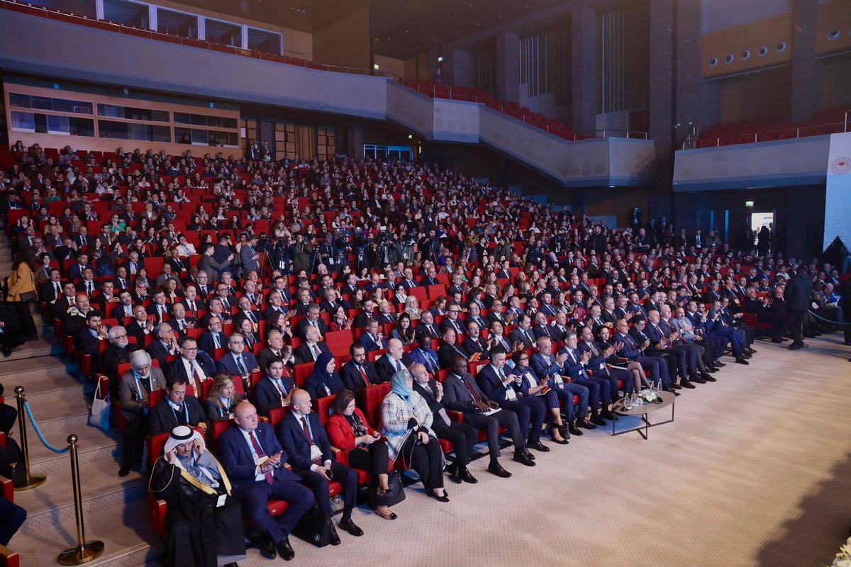 dsi_15_blgmd's tweet photo. 📍 İstanbul’da düzenlenen 5. Uluslararası Su Forumuna, Bölge Müdürümüz Ali Naci Kösalı ve Bölge Müdür Yardımcımız Abdullah Nacar katılım sağladı. https://t.co/pVZtJzbrqf