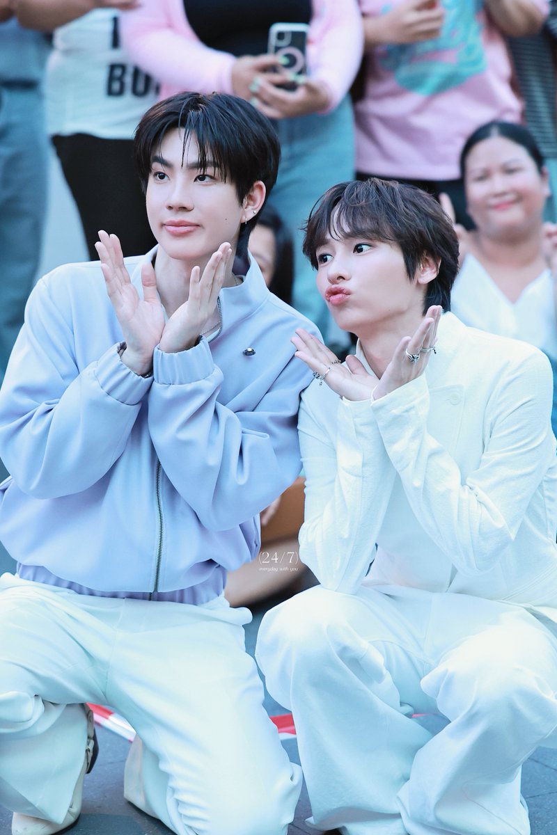 05/05/26

😘✌🏻

OFFGUN BRIGHT UNLOCKED
#MelabodyxOffGun
#ออฟกัน #OffGun