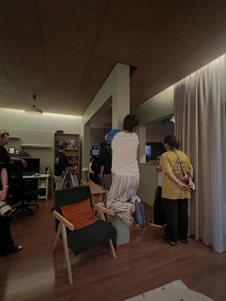 gondry tweet media