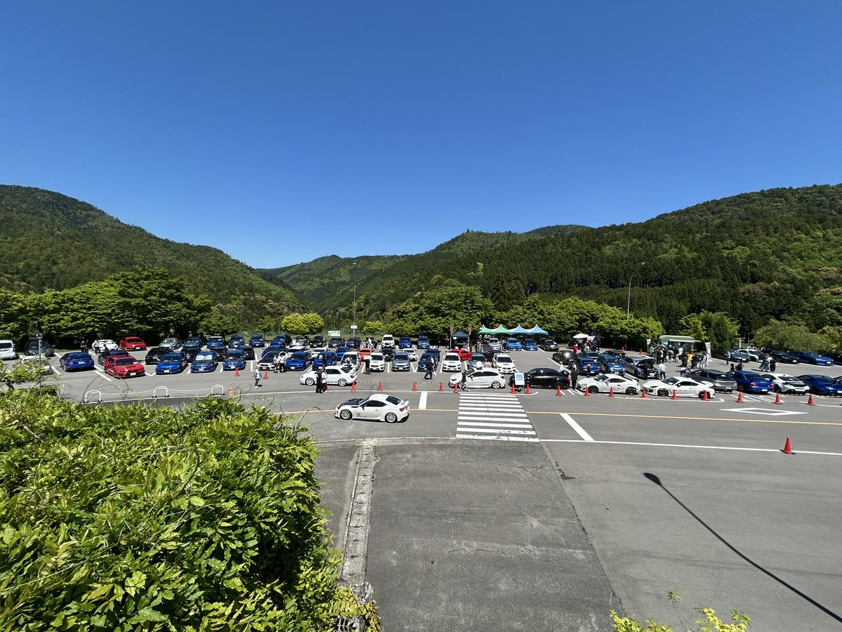 natuki_2039's tweet photo. #FFMT #FFMT嵐山
本日はありがとうございました
楽しい1日でした
100台規模の集まりは凄いな〜っと思い、色々な車を見させて頂きました。
またよろしくお願いします(*´︶`*)ﾉ
コンテスト選んで頂きありがとうございました https://t.co/knoiEZFpMn
