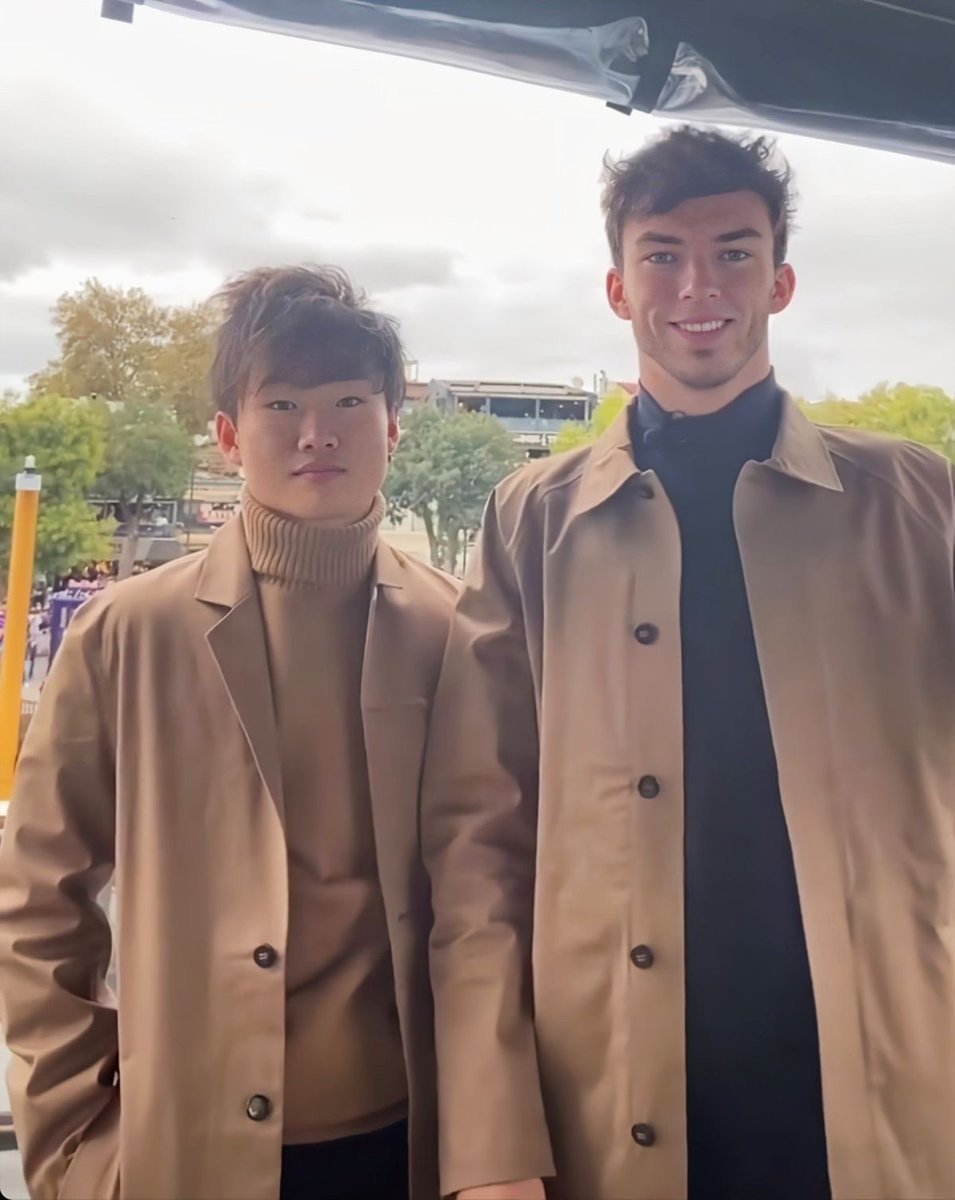 81hitmyline's tweet photo. ‼️NEWS

Pierre Gasly and Yuki Tsunoda have arrived at the Met Gala https://t.co/mkGw9YyTnZ