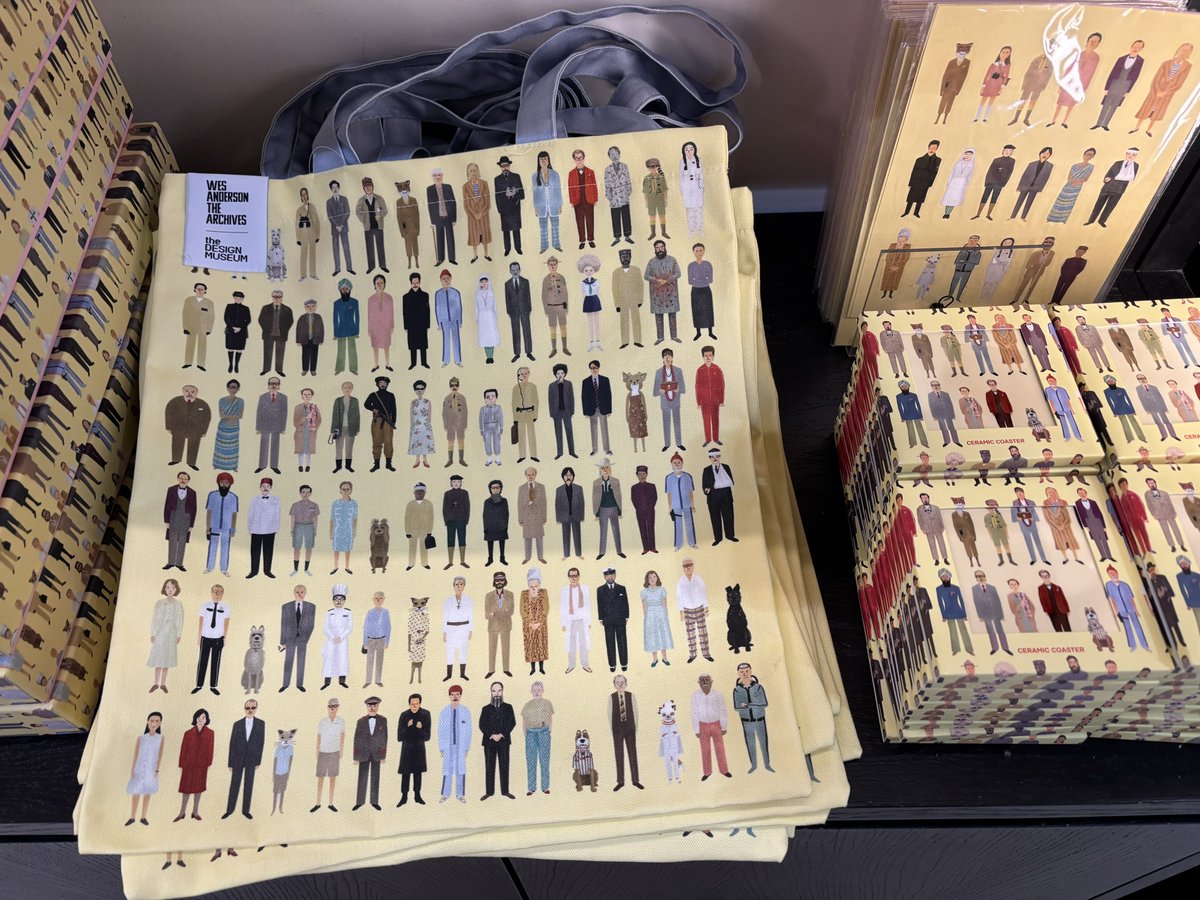 ウェス・アンダーソン展、グッズのラインナップがとにかく豊富で