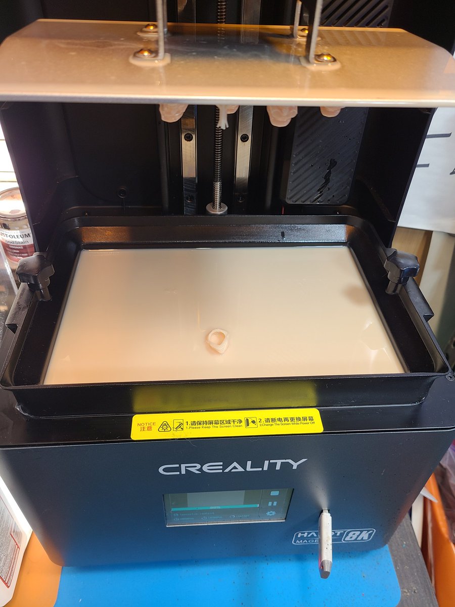 bhp99's tweet image. Printing some 1/12 Maverick heads and a occasional misprint. #actionfigures #3dprinting #maverick #topgun