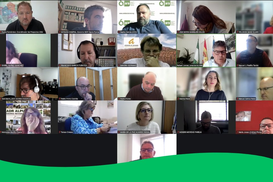 Andalucia_Rural's tweet photo. 🇪🇺📑 Simplificar los costes en la gestión de fondos #LEADER 2023-2027

Personal técnico de los GDR/GAL, redes regionales y administraciones participan en la jornada de #CostesSimplificados de ARA https://t.co/NtjIOydDmZ