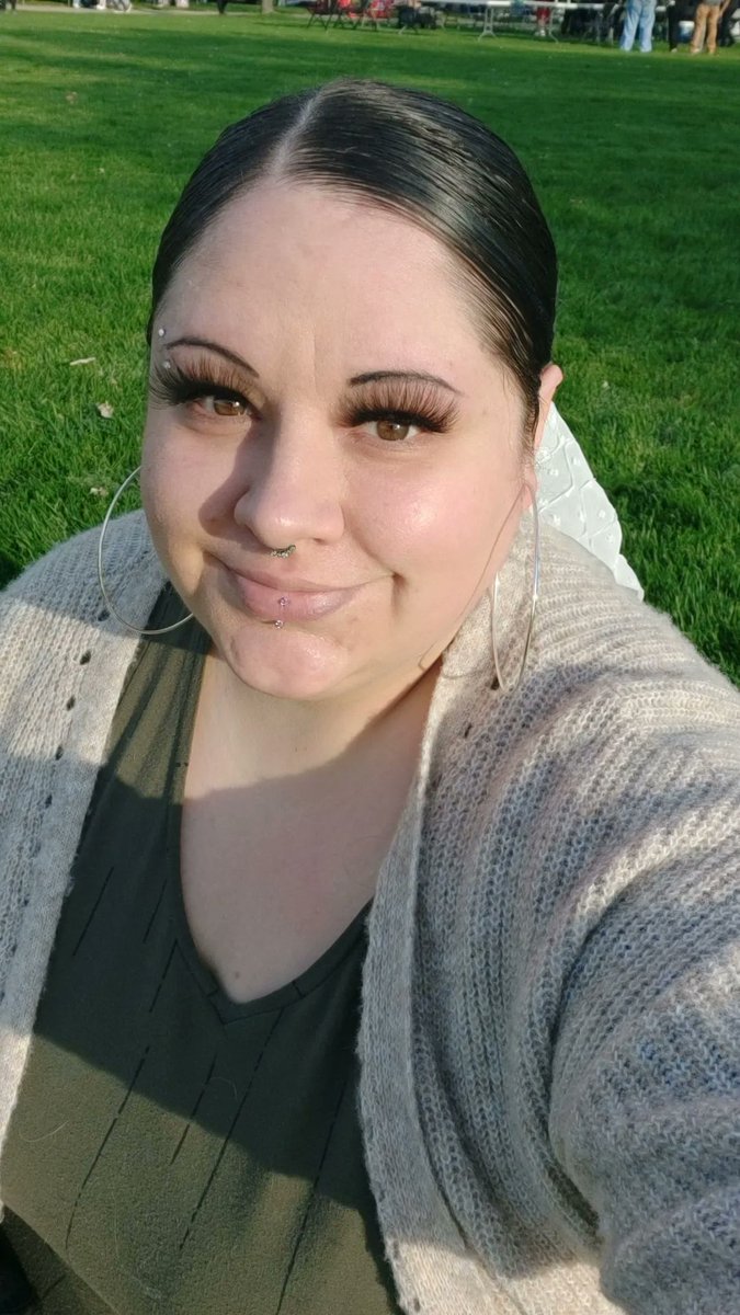 Pandababythick's tweet image. My weekend 

#weekend #outside