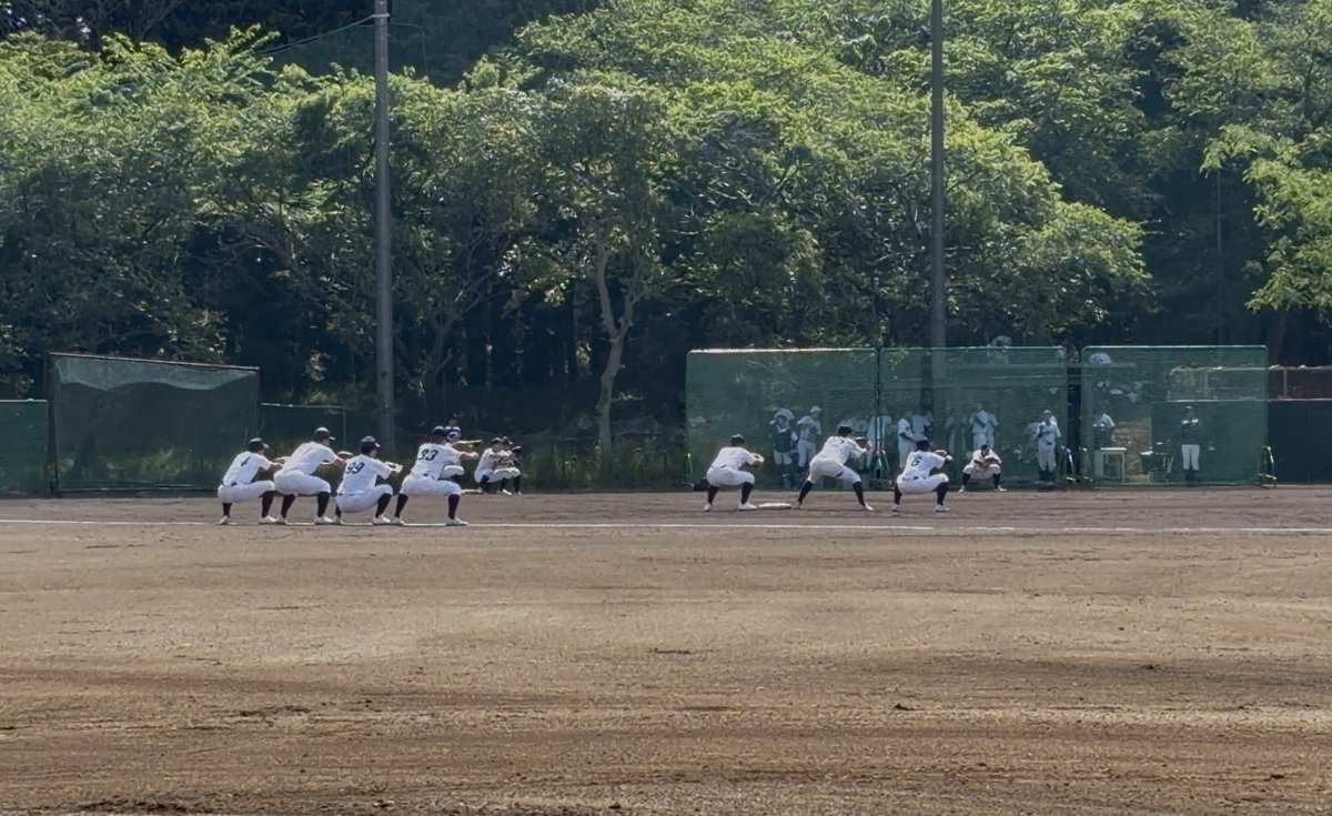 KATOFAN2022's tweet photo. 本日の加藤学園OB！

その他 漏れがありましたらお許しください。

2、3枚目 本日のカトガク
4枚目 本日 出会った猫 https://t.co/ClTdaz3Kgs