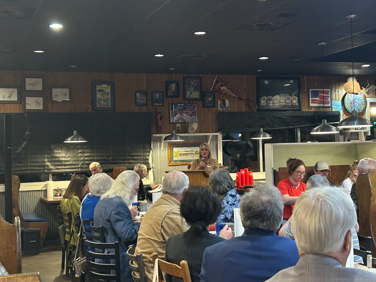 BMooreSenate's tweet photo. Heather enjoyed visiting the Covington County Republican Party recently to speak about our plan to make Washington a little more like Alabama. Thanks for the hospitality and encouragement, yβall!
#BarryMooreforAlabama #ALpolitics #CovingtonCounty https://t.co/OCJ50mbBmQ