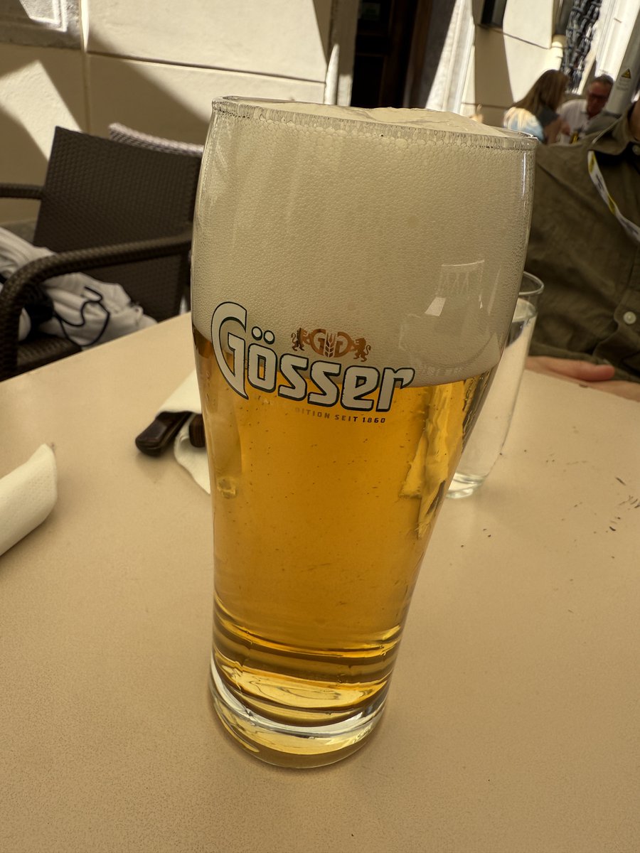 venner1507's tweet photo. BEISL😊で乾杯🍻 https://t.co/ogmG8UBrEV