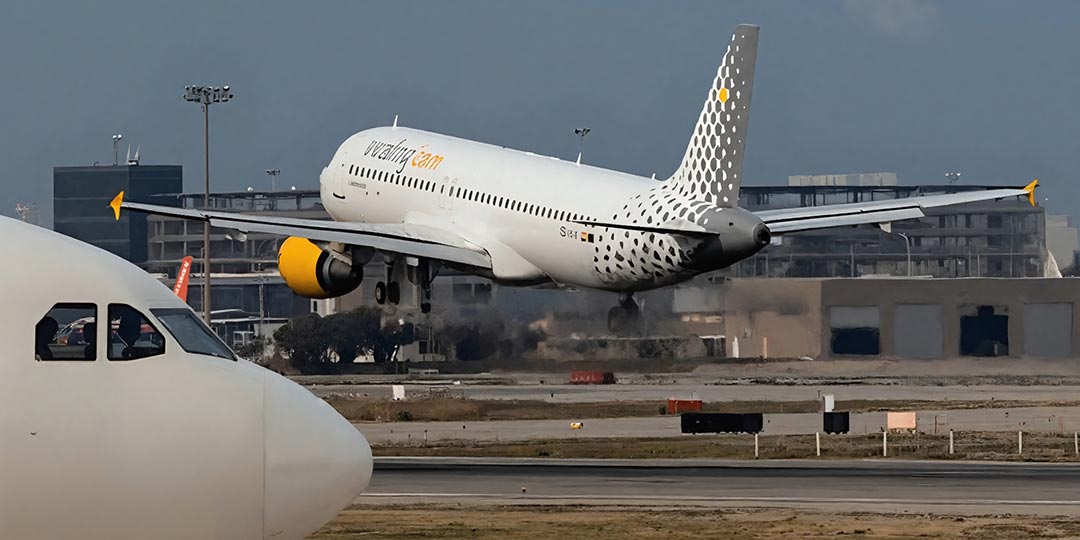 travelinsid's tweet image. Vueling Holidays: @vueling entra en los viajes combinados con una plataforma desarrollada junto a @avoristravel 
@CEAV_AAVV #ViajesCombinados #Vuelos #Hotel
travelinsider.es/distribucion/v…