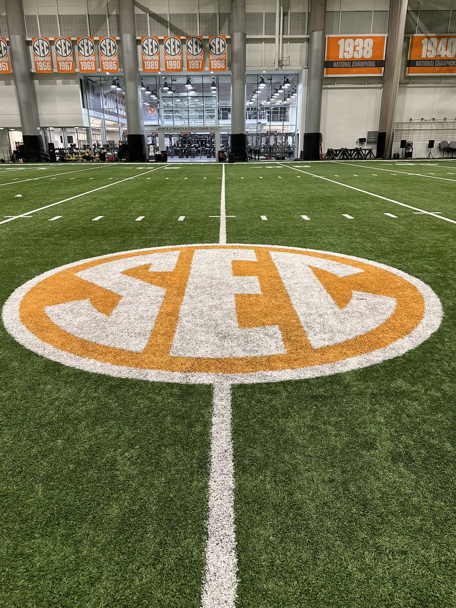 Derek Jones tweet media