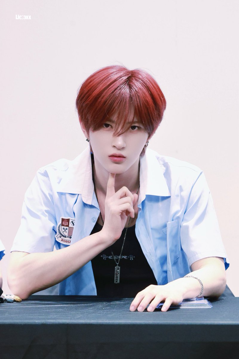Licoo_xx's tweet photo. 260505

୨ৎ

#XODIAC #소디엑 
#LEO #리오 #李傲賢 https://t.co/pUdqy9kLIG