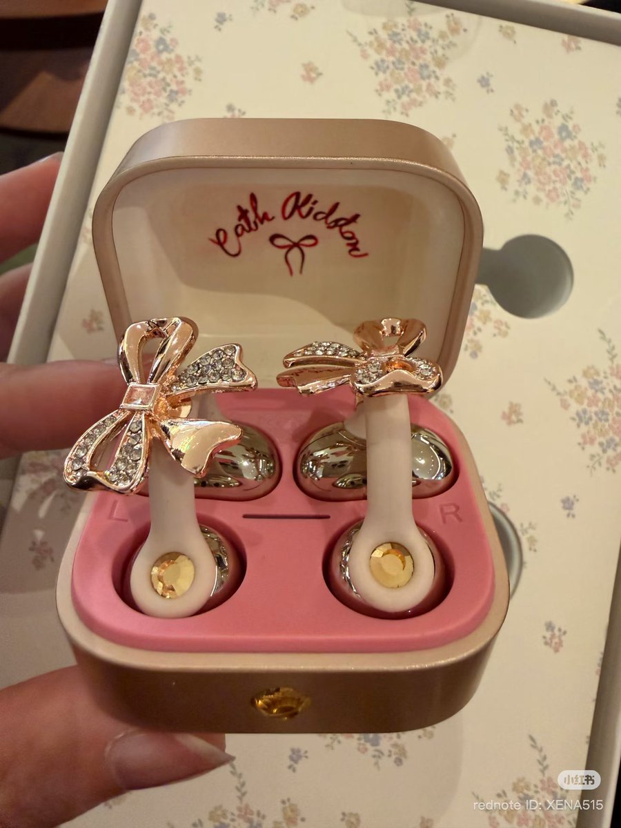 gelatoneii 🎀 tweet media