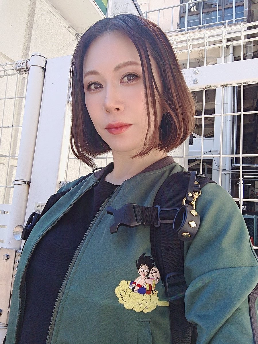 一場れいか tweet media