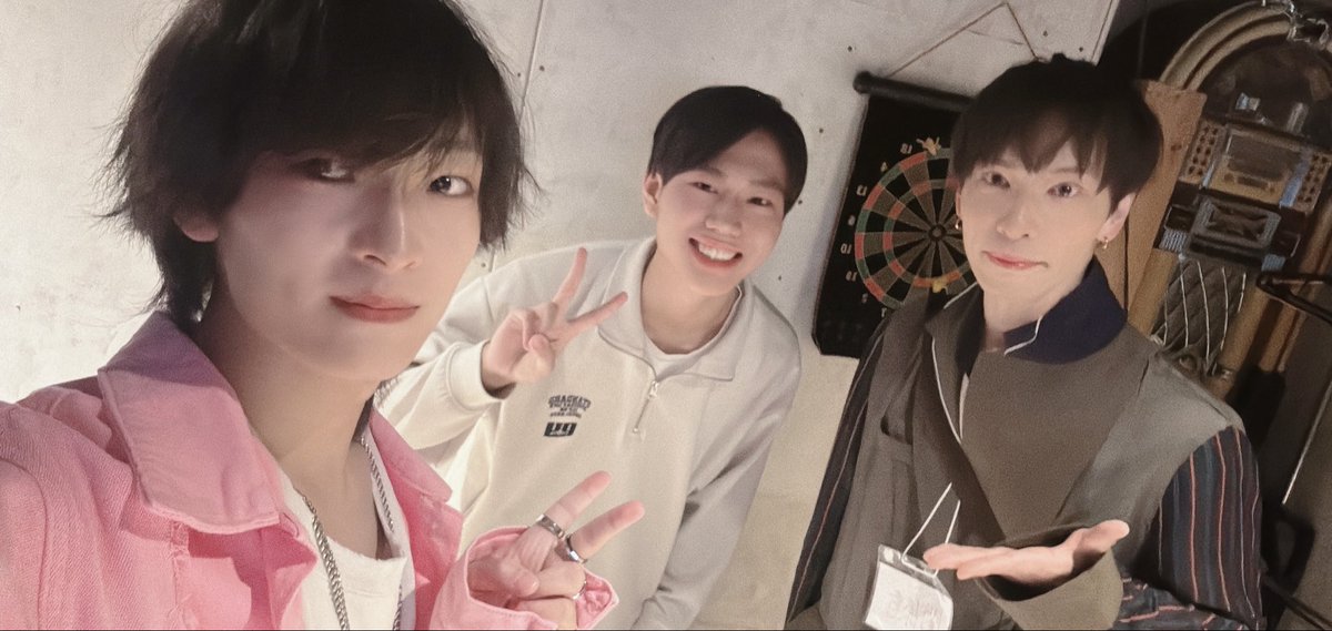 kasumishinya's tweet photo. リハだけ確認でいったのですが、急遽中間MC参加してきました😆
しまりかさんがおられました。
#LIVE
#ANIVOKA https://t.co/E8m44tnuUA