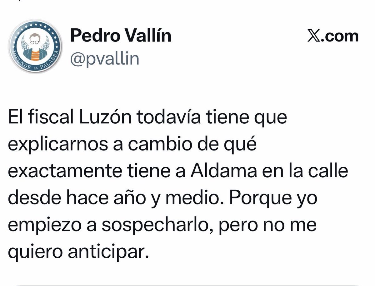 Una nueva lección de democracia y de respeto a la separación de poderes de las terminales tuiteras del sanchismo.