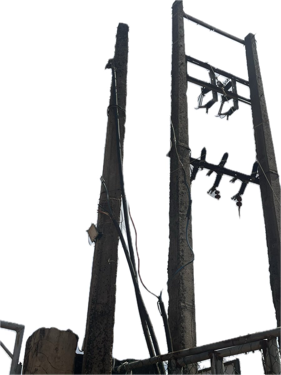 Hayular's tweet photo. @IkejaElectric Load shedding doesn’t mean you should not replace worn out Upriser cables by the transformer on Harmony Crescent, New London Estate, Baruwa-Ipaja. https://t.co/e2NPI3kUgZ