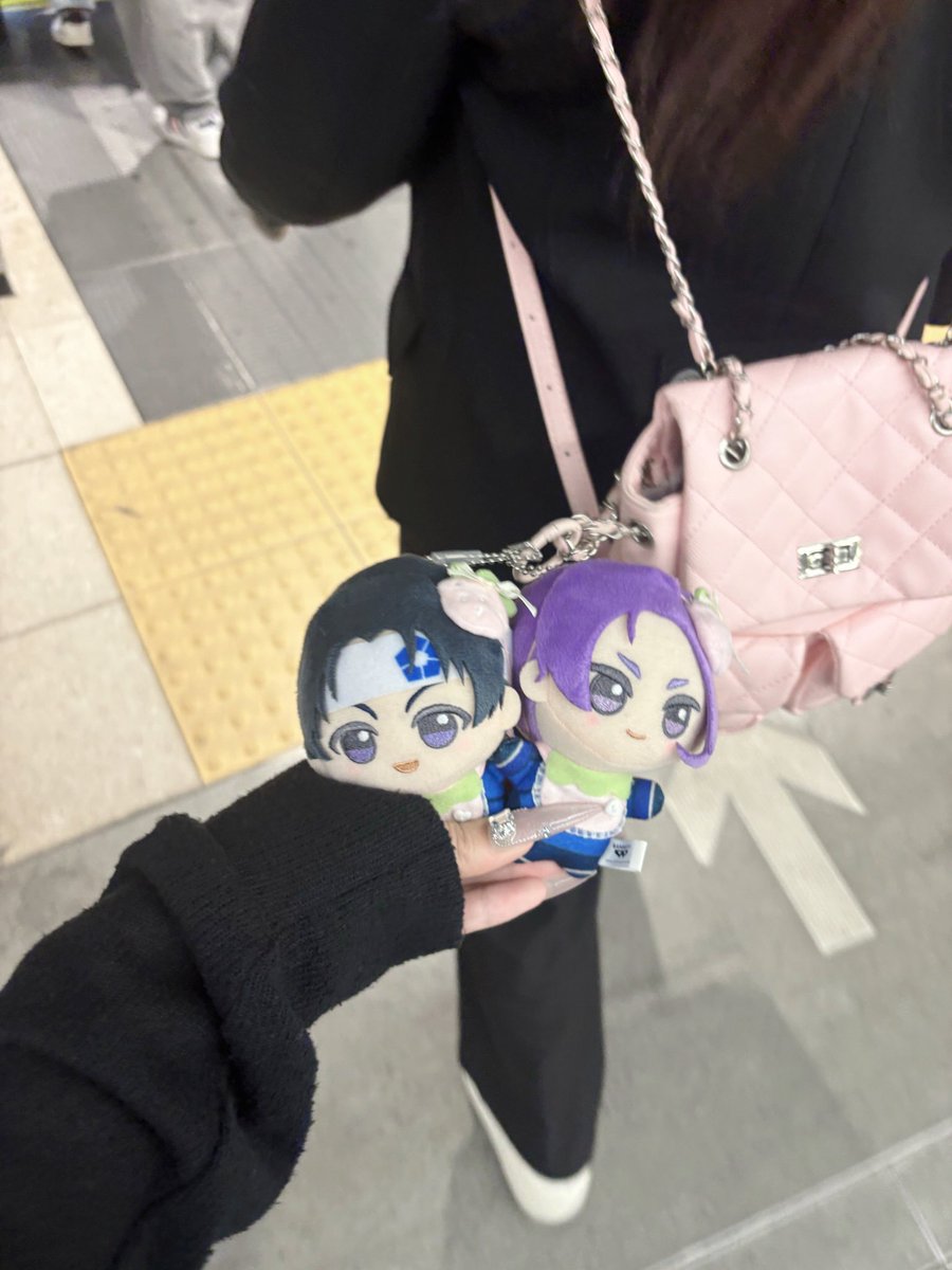 もぐ tweet media
