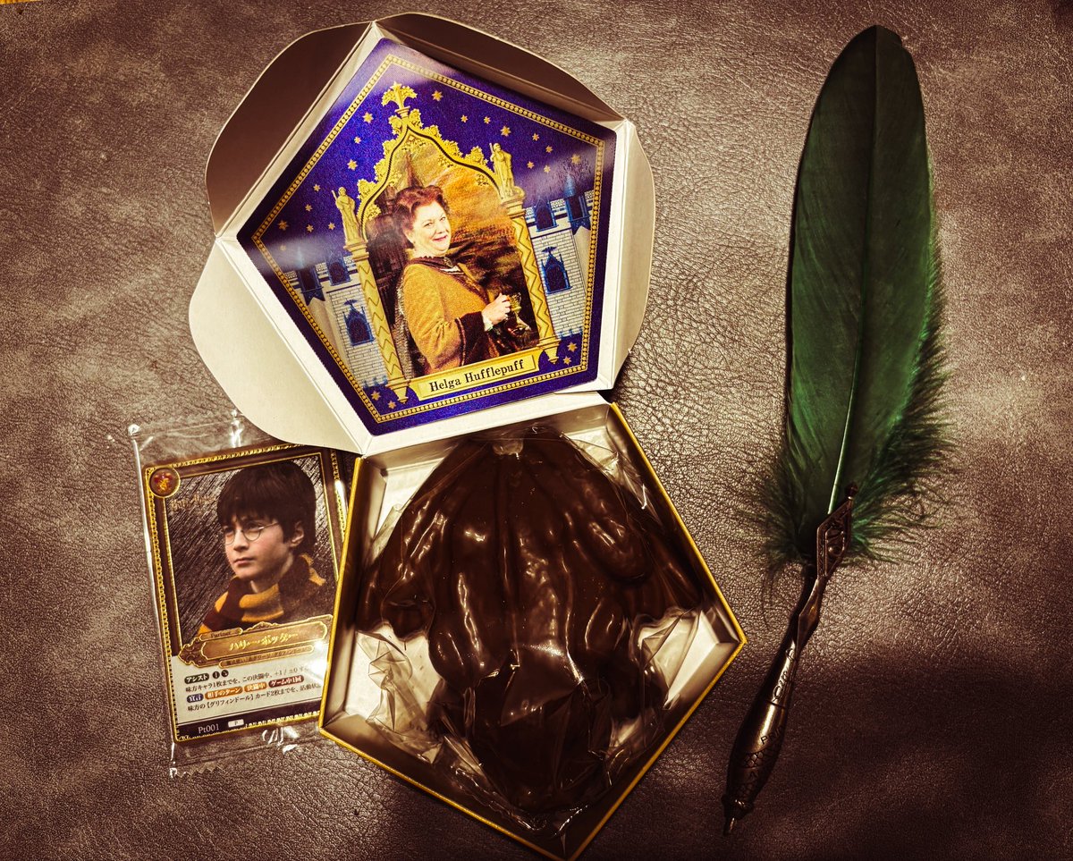 atsudog's tweet image. 蛙チョコからサラザールスリザリン出なかった😭　スリザリンとグリフィンドールだけまだ無い‥

#ハリーポッター
#Harrypotter
#蛙チョコ
