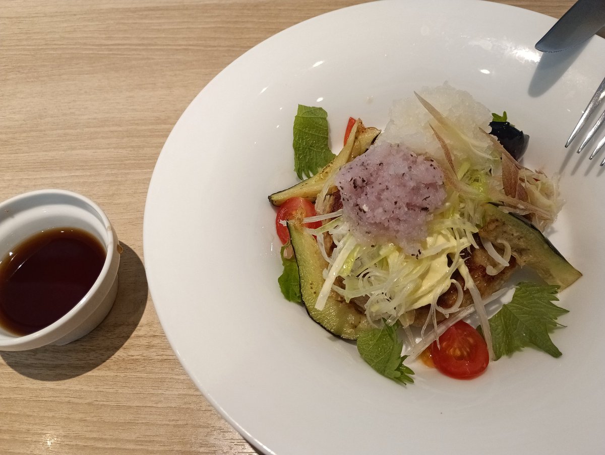 mi0357's tweet photo. この間かちゃんとお出かけした時にタワレコに寄って買ってきた(*´ω`*) https://t.co/VOMKM1weIW