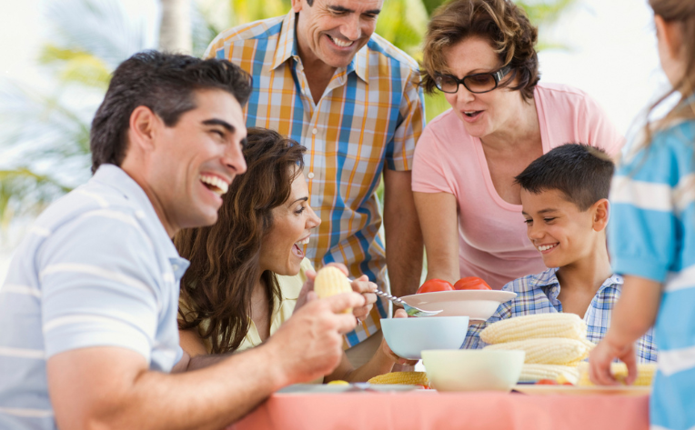 SunroomsWindows's tweet image. The better weather means it's time to get out there and enjoy your outdoor space! What better way to start off the season than by hosting a special get-together with your closest friends and family?

pulse.ly/ujgsafub94

#sunroom #outdoorliving #spring