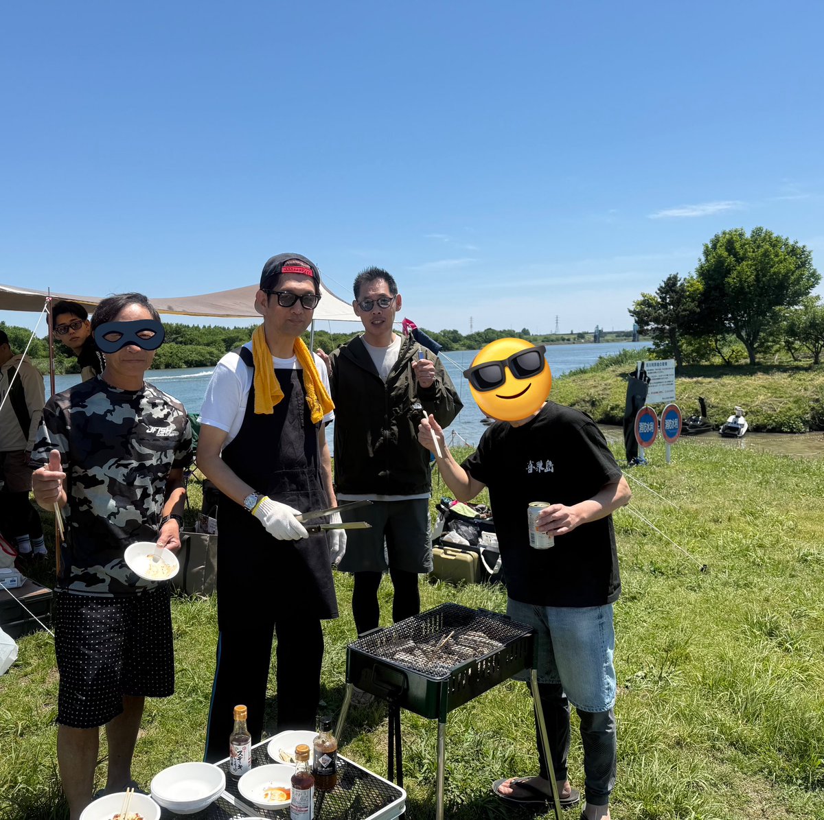 今日は地元の仲間と地元でＢＢＱ😁
顔と腕と首がヒリヒリするー(笑)
