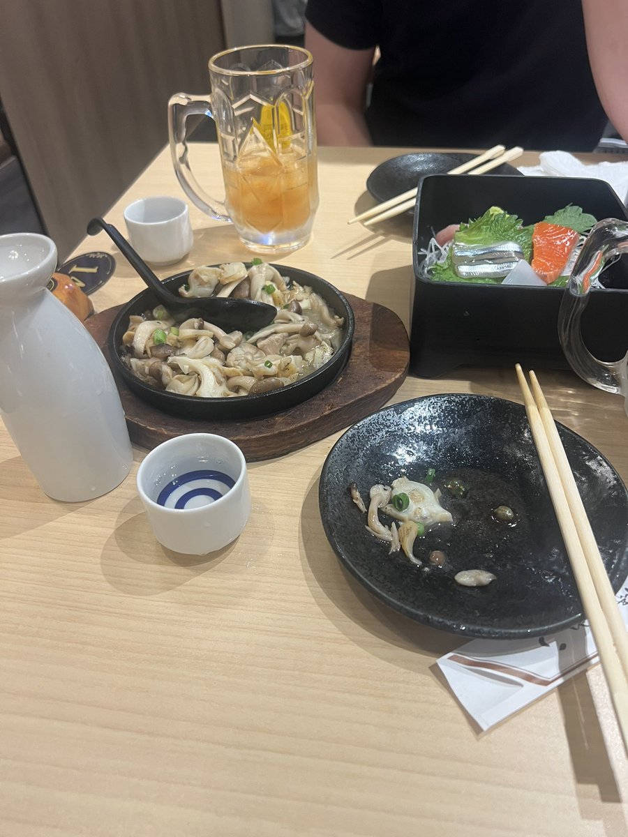 div0306's tweet photo. 上野で呑みました🍶ダイビングやってる男の子と！！ https://t.co/QAxdNiwURi