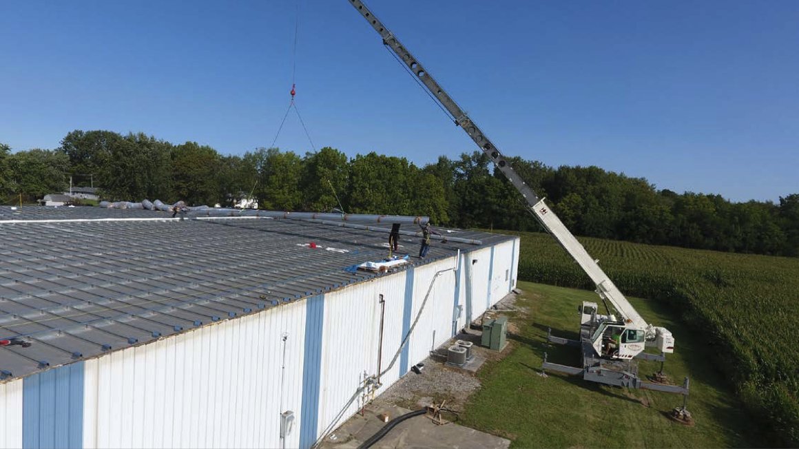 RoofHugger's tweet image. Leaking roof. Aging structure. Operations at risk. 🏹 🏢

Global Archery chose a Roof Hugger retrofit—installing a new metal roof over the old with no shutdown.

✔ 20K+ sq ft
✔ Zero disruption
✔ Long-term performance

#RoofHugger #RoofRetrofit #Roofing #CommercialRoofing