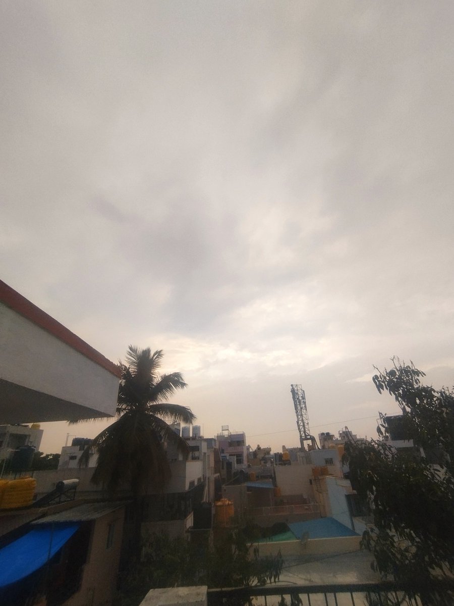 chirag54603's tweet image. #Weather In #Bengaluru 🌧️.