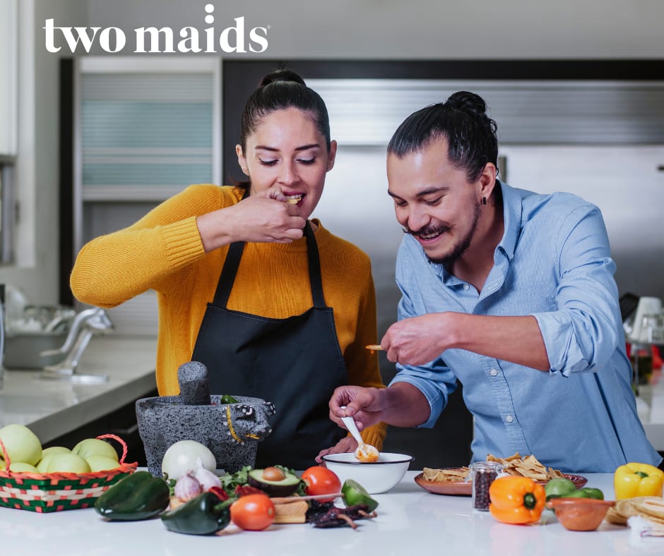 Two Maids tweet media