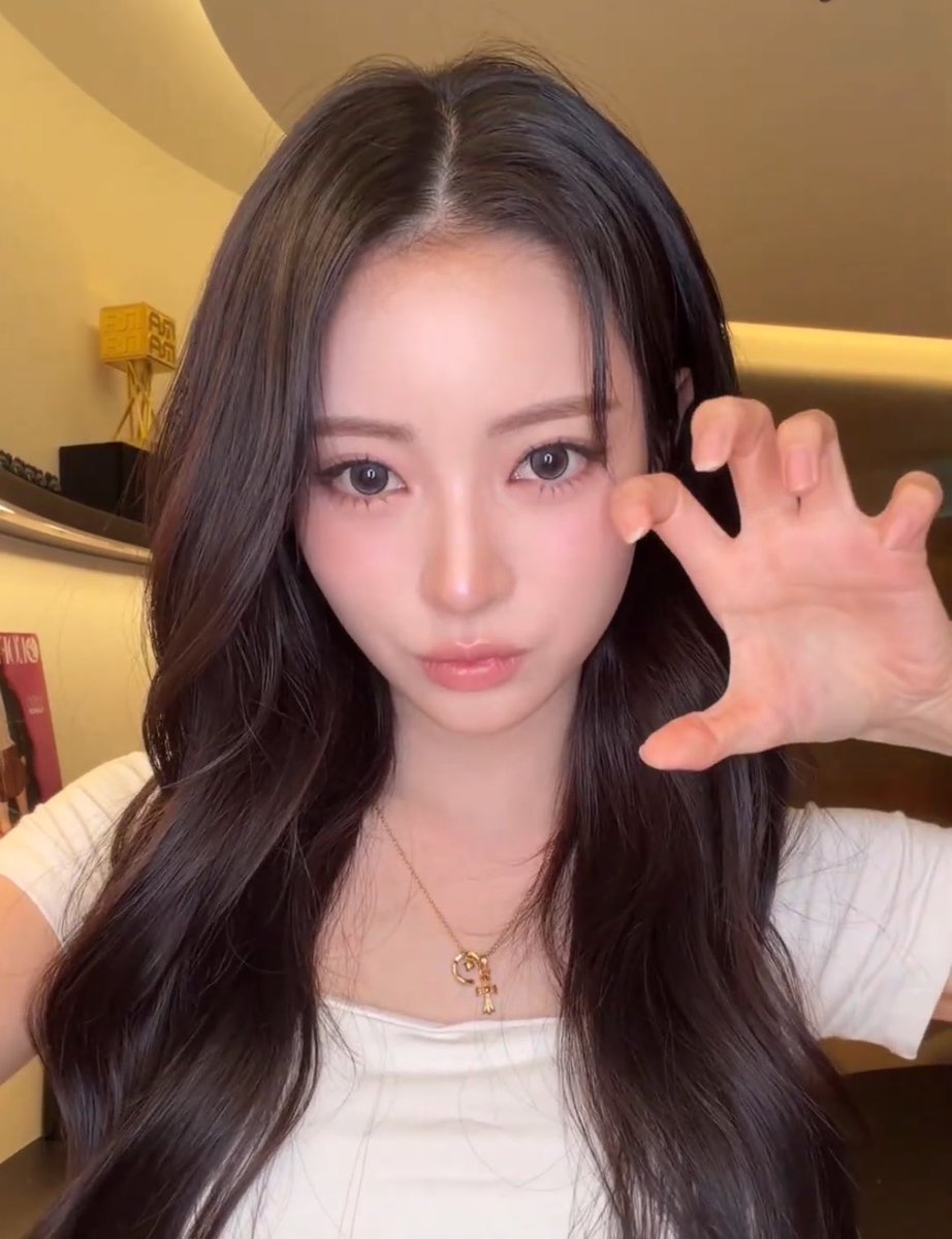 𝙖𝙣𝙣𝙖 𝙧𝙖𝙩𝙚𝙙 tweet media