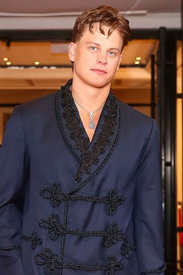 Jennife45487237's tweet image. Joe Burrow attends the 2026 Met Gala celebrating "Costume Art" at the Metropolitan Museum of Art on May 04, 2026 in New York City.
#Bengals #RuleTheJungle #WhoDey