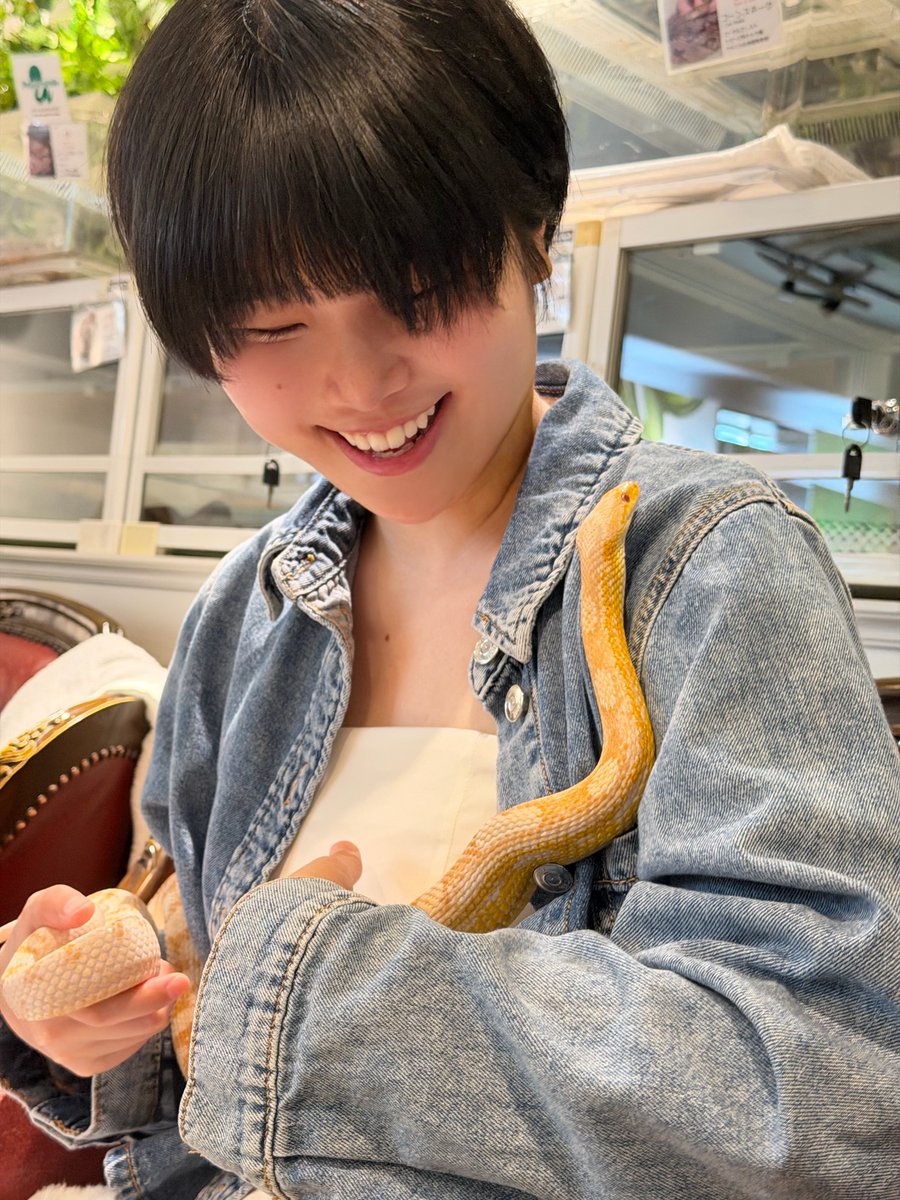 初体験してきた🐍💕 https://t.co/H5ReYdp0Sr