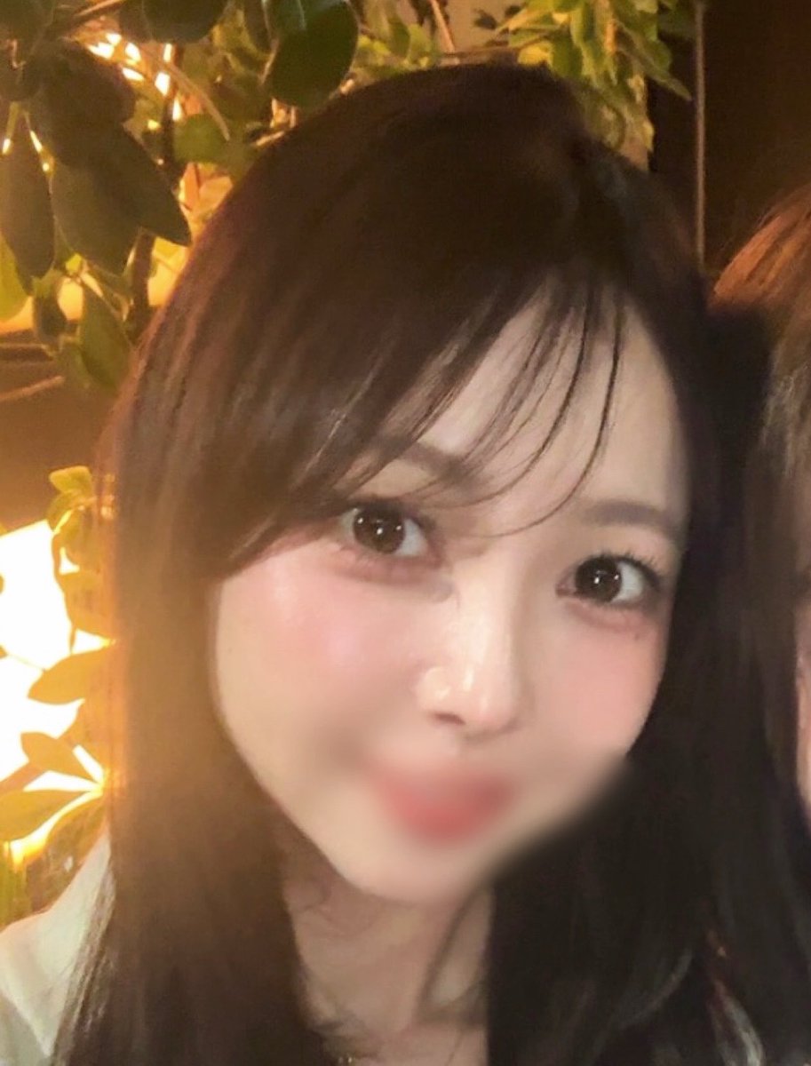 hn_pipi03's tweet photo. 久々使ったら良すぎて惚れ直した🥺💖
このチーク使う時はハイライトいらないくらいの艶々になる。間違いなく人生チーク https://t.co/Dks0lae6J8