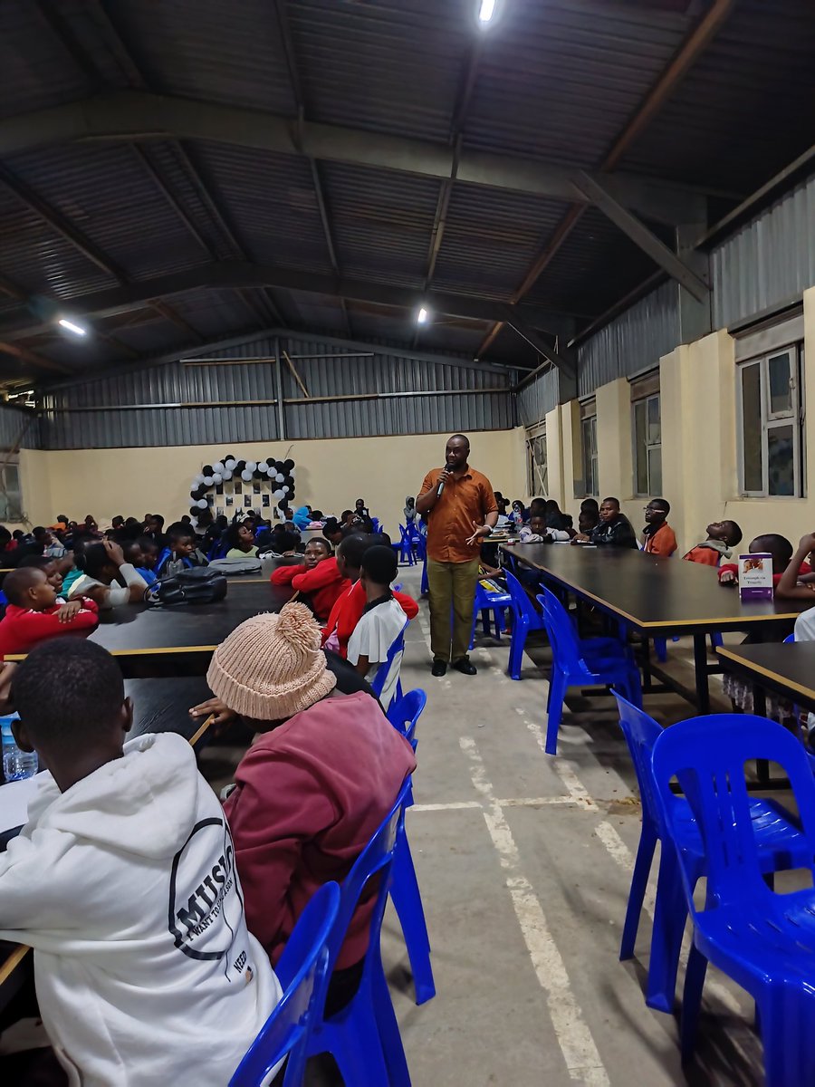 bill_bekunda's tweet photo. Spaces like national debate championships do more than sharpen mindsthey build confidence, resilience, and a sense of belonging.
Engaging students from different schools at St. Peter’s Nalya SS #SPENA.
Mental Health Awareness month of May #wellnessbuzz ##bekundastory https://t.co/1MNQzV7T7J