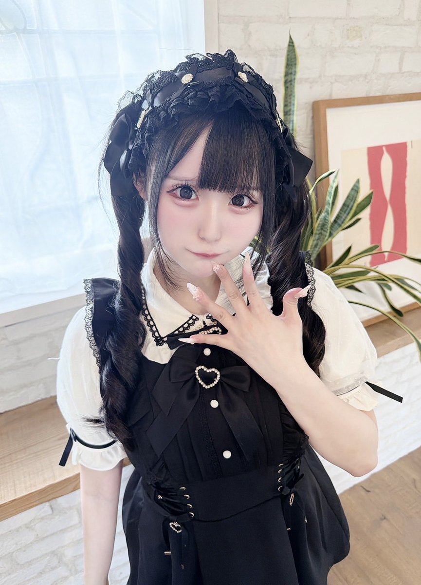🎀5/9(土)チェキ会👶🏻水無月ゆゆ参加🎀 #アイドル109人展 ROJITAと