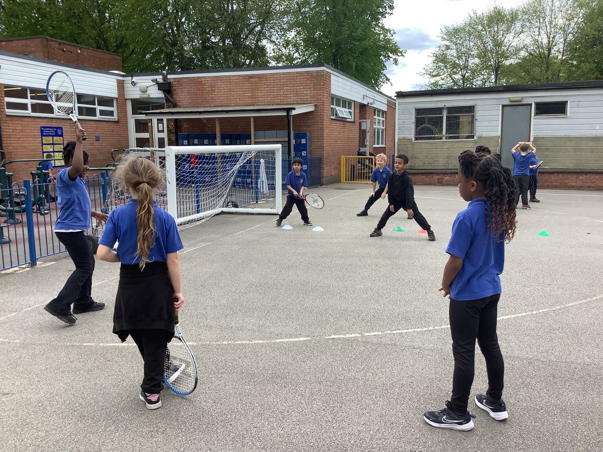 AbbeyPrimary's tweet image. #Y2 are perfecting their serving skills and developing their return of a ball using the racket. #PE