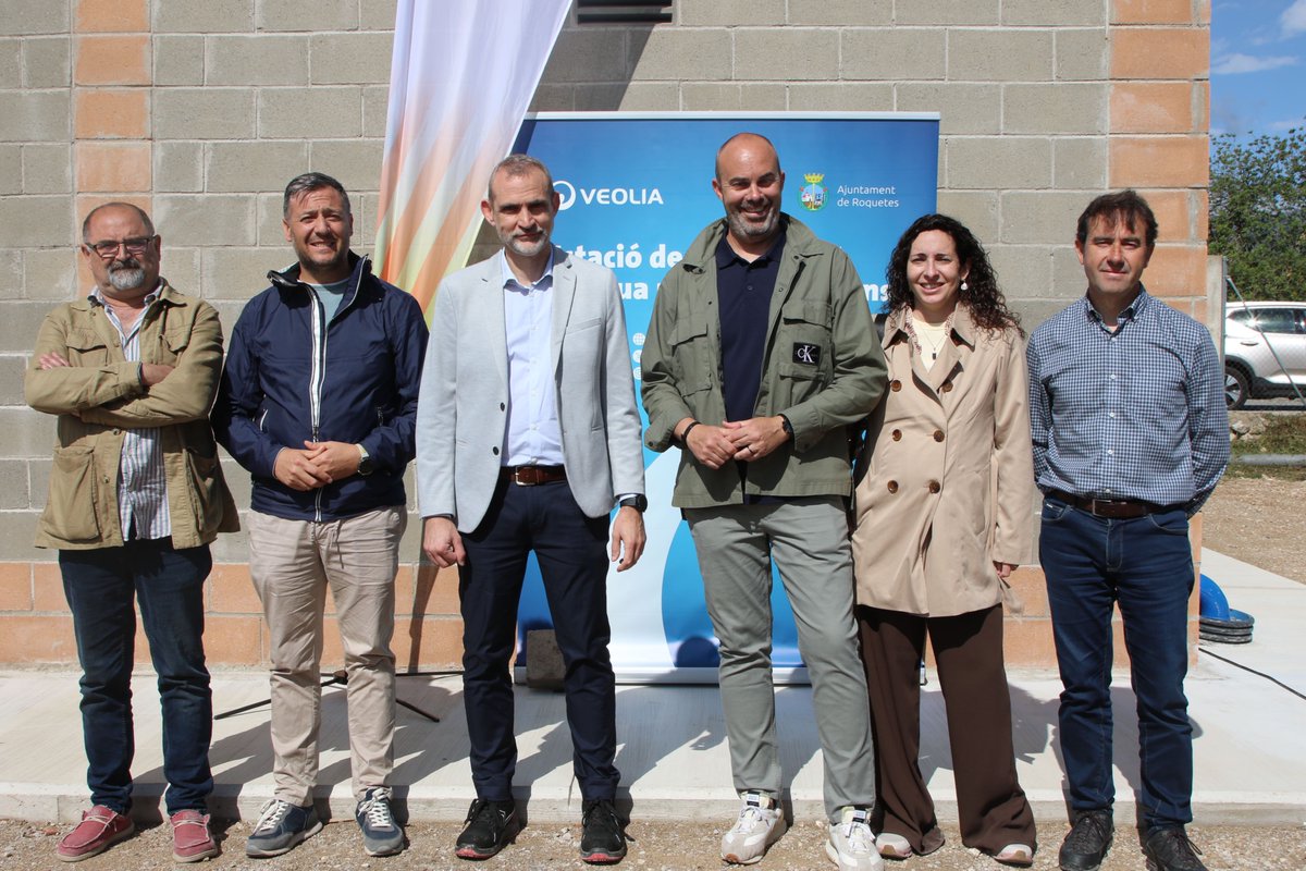 Veolia_Cat's tweet photo. 💧🏗️ Roquetes fa un pas endavant en la qualitat i disponibilitat d’aigua al municipi!

🤝 Amb l'@AjRoquetes hem posat en marxa una nova estació de tractament d’aigua potable a la urbanització de Pilans. Una infraestructura clau que dona resposta a problemes històrics de terbolesa i garanteix un tractament més complet amb l’eliminació de sediments i compostos orgànics de les captacions.

⚙️ La nova planta incorpora un tractament avançat de l’aigua, centrat en un sistema de doble filtratge amb sorra i carbó actiu 🧪 i un control automatitzat 📊 orientat a optimitzar la qualitat del subministrament.

👉 Més qualitat ✅, més garantia i millor servei 🏡 per a la ciutadania.

#Roquetes #Aigua #ServeiPúblic #Sostenibilitat #Infraestructures