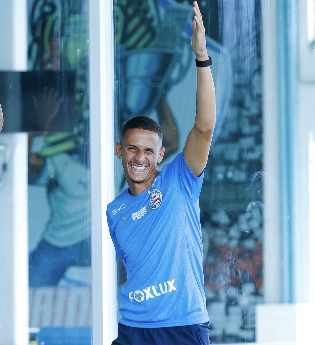queria que juba soubesse que a felicidade dele é a minha e que meu coração só sossega quando vejo esse sorriso radiante no rosto dele