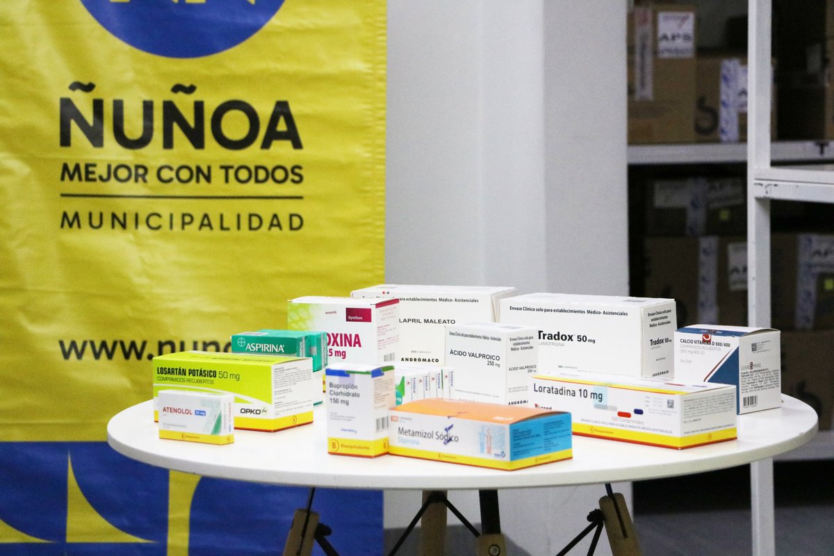 Cenabast's tweet photo. 0% Comisión para la APS🙌

Anunciamos junto a la ministra May Chomalí del @ministeriosalud y el subsecretario Julio Montt, la eliminación del cobro de comisión a municipios por la compra de medicamentos. Esto permite la reinversión de recursos para salud municipal en 301 comunas. https://t.co/ERkDGGUAG2