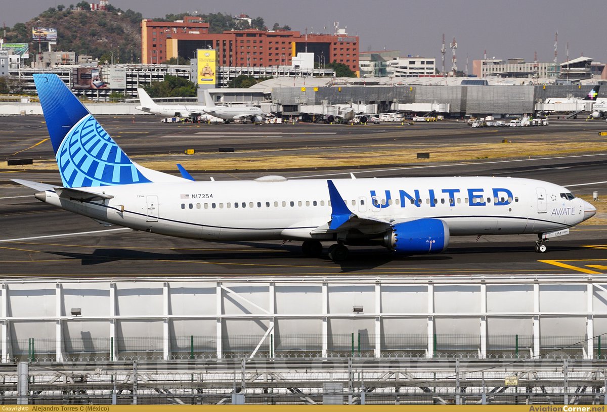 AlekzTC's tweet image. AviationCorner.net - Fotografía aeronáutica - Boeing 737-8 MAX aviationcorner.net/show_photo.asp… a través de @aviationcorner #Boeing #United #Aviate #AvGeek #aviationphotography