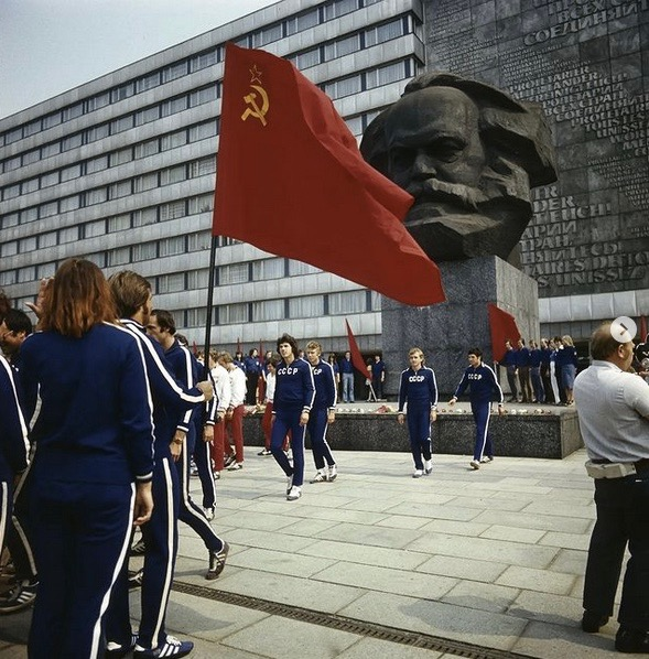 Soviet athletics team in Karl-Marx-Stadt, 1977.
