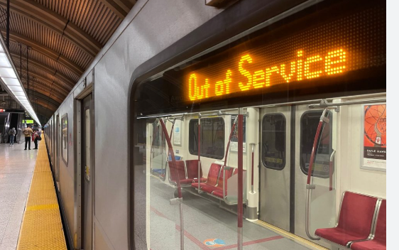 MegsHasIt's tweet photo. living in Toronto now and my personality is just “sorry I’m late, TTC” https://t.co/EzCYR0EVbX