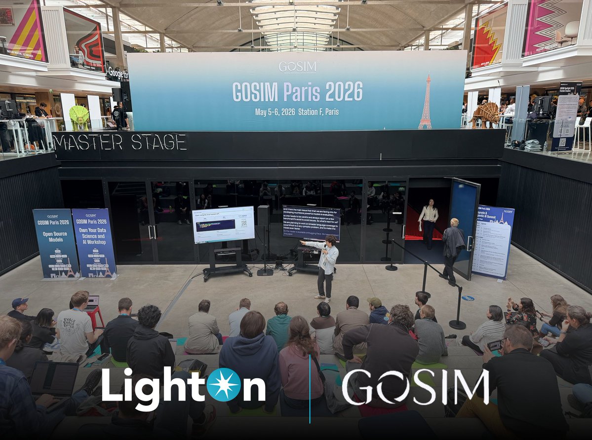 LightOn tweet media
