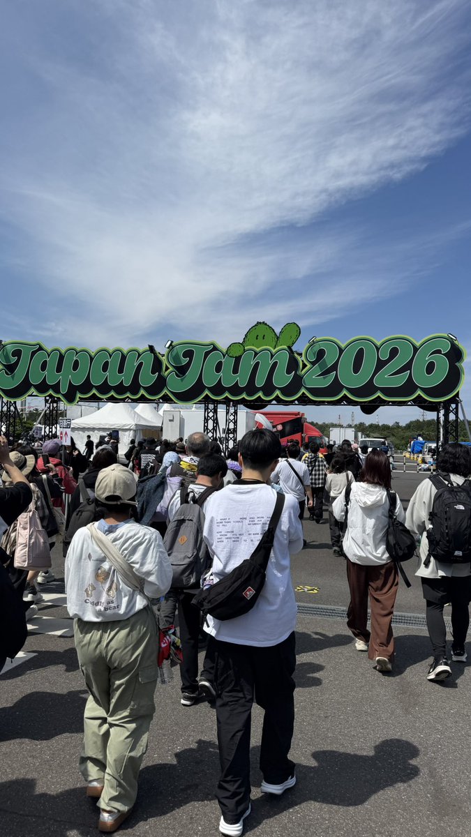 はると tweet media