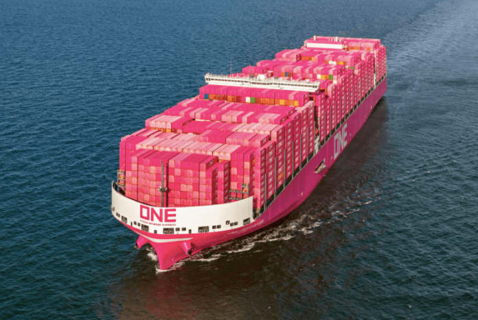 MasContainer's tweet photo. #OceanNetworkExpress (ONE) logró cerrar el FY2025 (full year) en terreno positivo, pero muy lejos del resultado excepcional del año anterior. https://t.co/Z4MBC6ganT @OceanNetworkExp https://t.co/4wuJx9dYdB