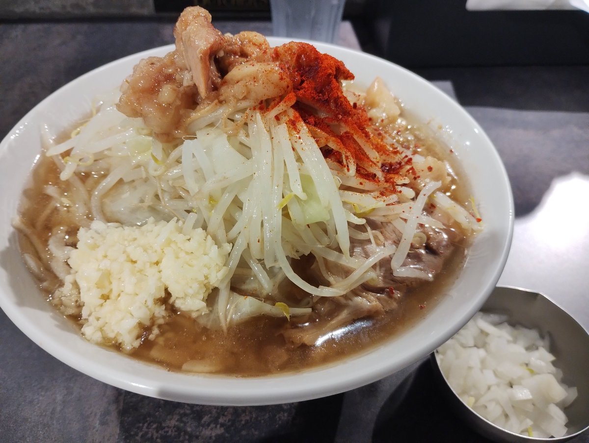 ヒサト tweet media