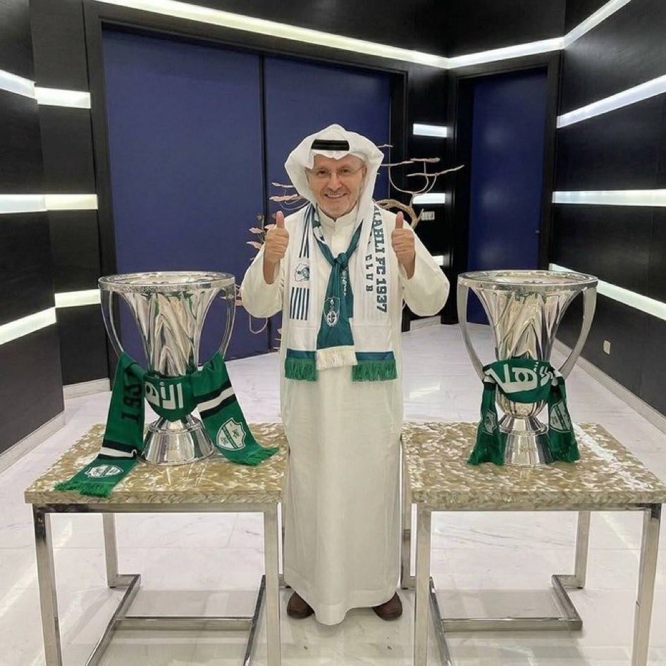 نخبتين نخبتين والثالثة أنت💚🤍